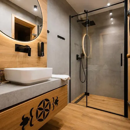 Czorsztyn Lux Apartments- Z Prywatna Sauna Oraz Jacuzzi 411 Lejlighed Kluszkowce